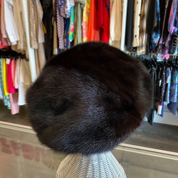 Vintage dark brown mink beret - Picture 3 of 4